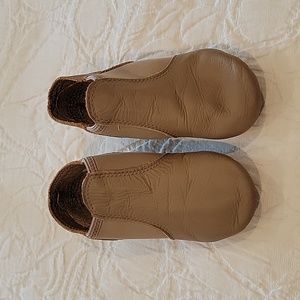 Capezio Jazz Shoes, Size 11.5, E-Series Style EJ2, Caramel
